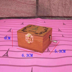 Home Decor Creative Exquisite Retro Wooden Birthday Decorations Music Box, Random Style Delivery, Wooden Birthday