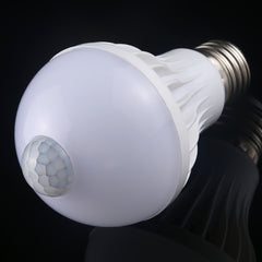 E27 7W 16 LEDs SMD 5730 450LM Infrared Motion Sensor LED Light Bulb, Sensor Distance: 4-6m, AC 220V, E27 7W White Light