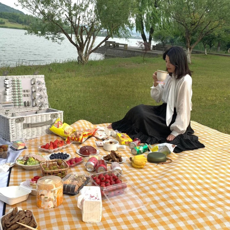 FP1409 6mm Thickened Moisture-Proof Beach Mat Outdoor Camping Tent Mat Without Storage Bag, 150x200cm