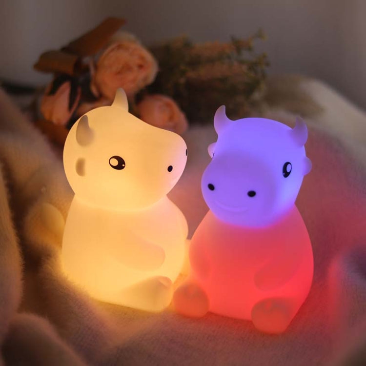 JX-YD-08 Silicone Calf Cow Night Light LED Colorful Dimming Pat Sleeping Bedside Lamp, JX-YD-08 Calf Cow