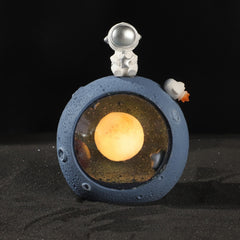 W1153 Resin Planet Night Light Home Decorations, Style:, Silver Star, Bear Astronaut