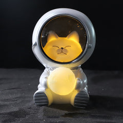 W1153 Resin Planet Night Light Home Decorations, Style:, Silver Star, Kitten Astronaut, Bear Astronaut