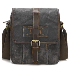Men Waxed Canvas Crossbody Bag Vintage Crazy Horse Leather Messenger Bag for Daily Commute