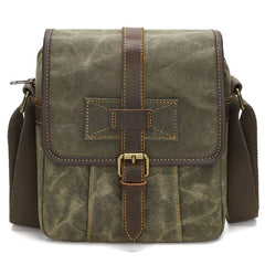 Men Waxed Canvas Crossbody Bag Vintage Crazy Horse Leather Messenger Bag for Daily Commute